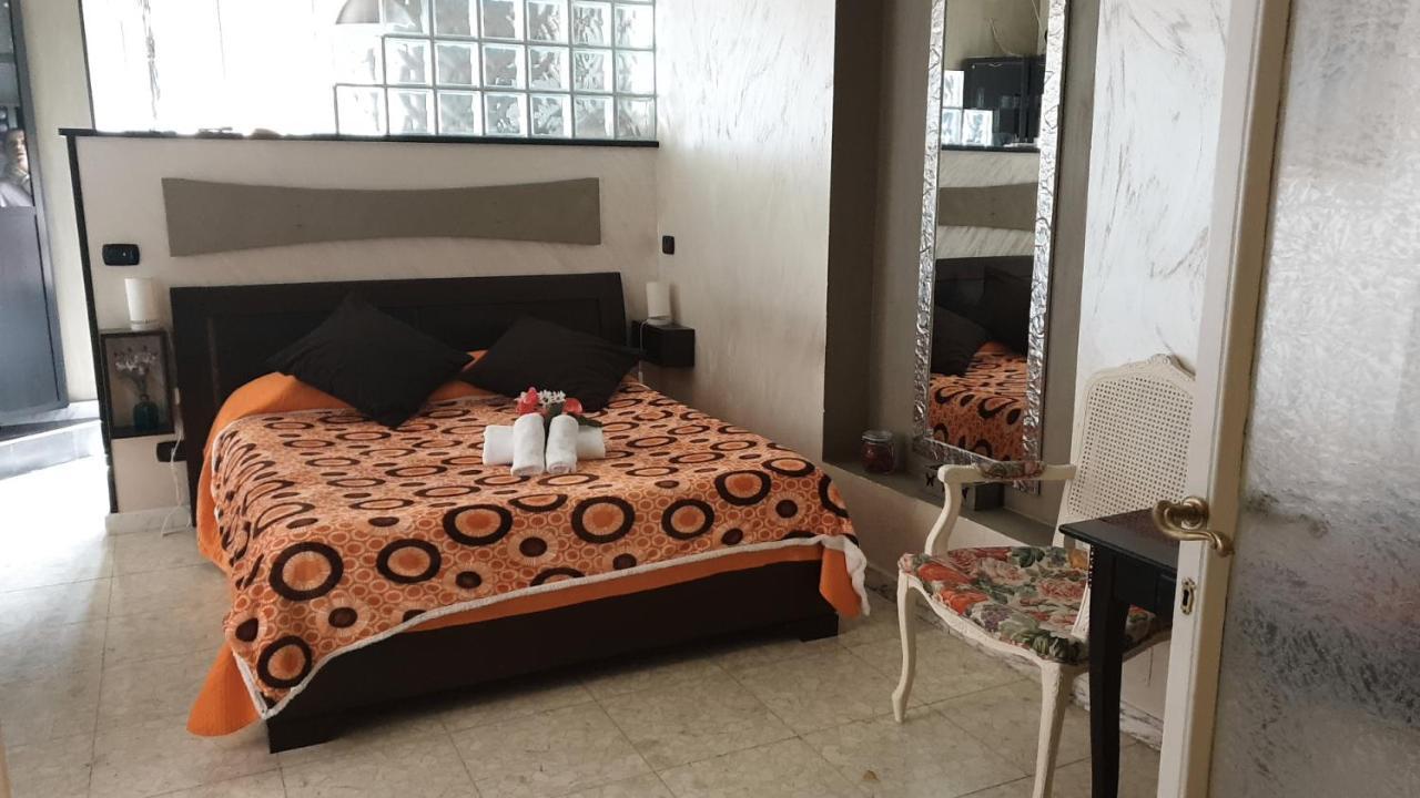 Casa Tua A Piazza Del Popolo Apartman Róma Kültér fotó